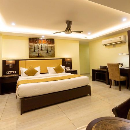 Hotel Godwin - Colaba Mumbai Exterior photo