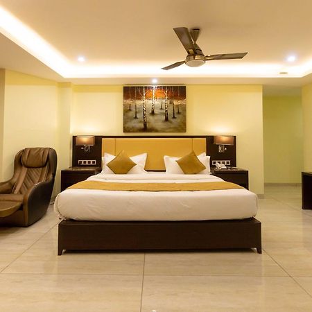 Hotel Godwin - Colaba Mumbai Exterior photo