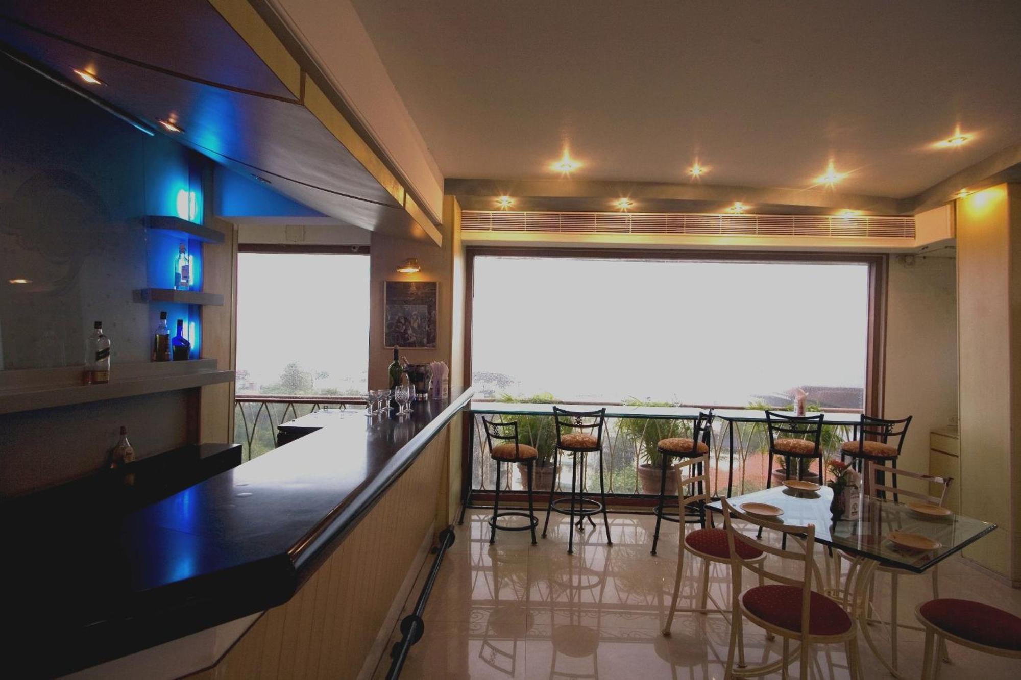 Hotel Godwin - Colaba Mumbai Exterior photo
