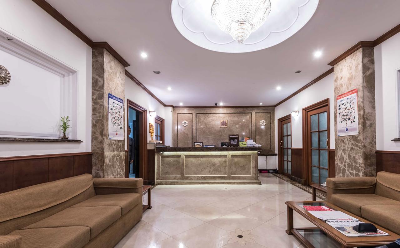 Hotel Godwin - Colaba Mumbai Exterior photo