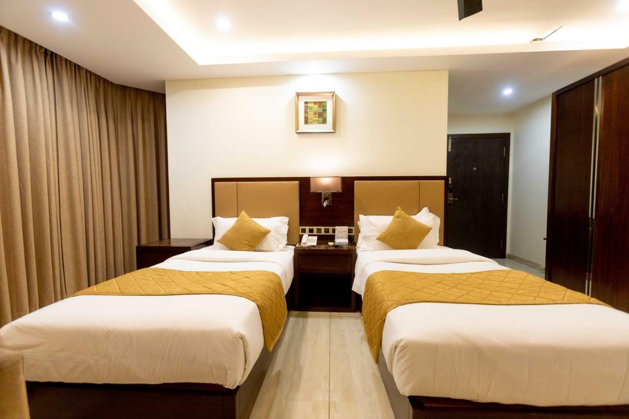 Hotel Godwin - Colaba Mumbai Exterior photo