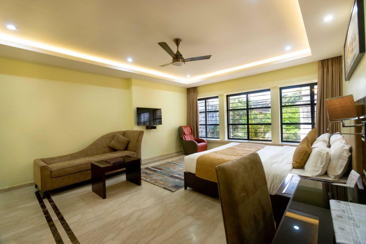 Hotel Godwin - Colaba Mumbai Exterior photo
