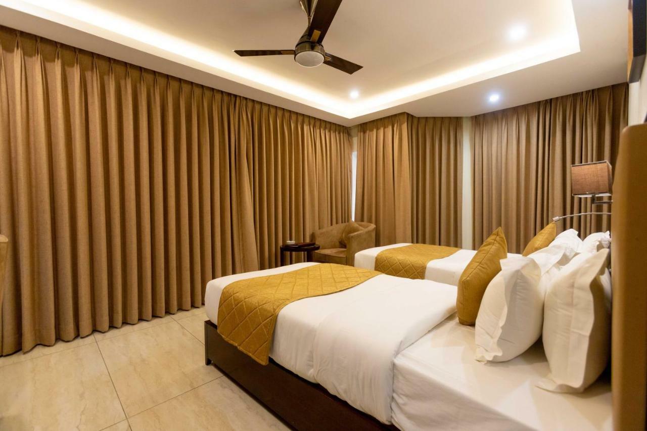 Hotel Godwin - Colaba Mumbai Exterior photo